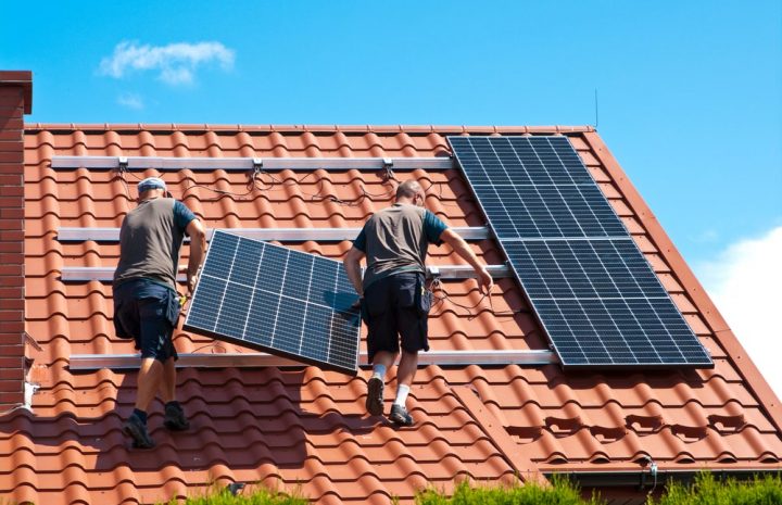 Quels avantages à installer des panneaux solaires sur votre toiture ?