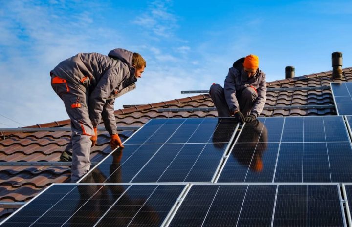 Pourquoi faire appel aux services d’un professionnel pour l’installation des panneaux solaires ?